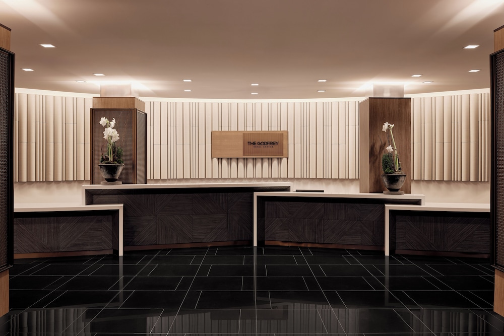 The Godfrey Hotel Boston — Hotel building in Boston, Massachusetts