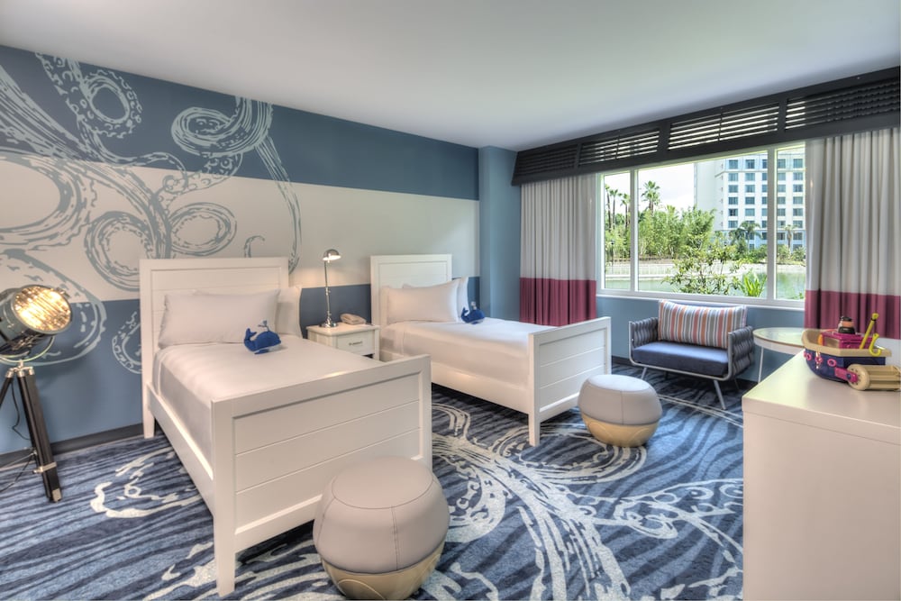 Universal's Loews Sapphire Falls Resort — Hotel rooms in Orlando, Florida