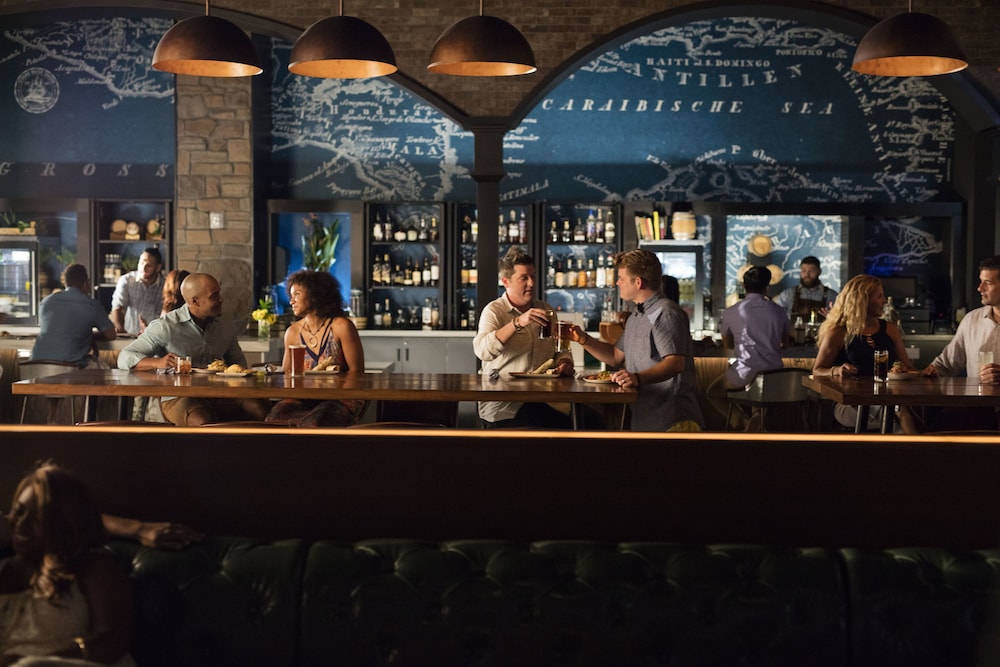 Universal's Loews Sapphire Falls Resort — Restaurant & bars in Orlando, Florida