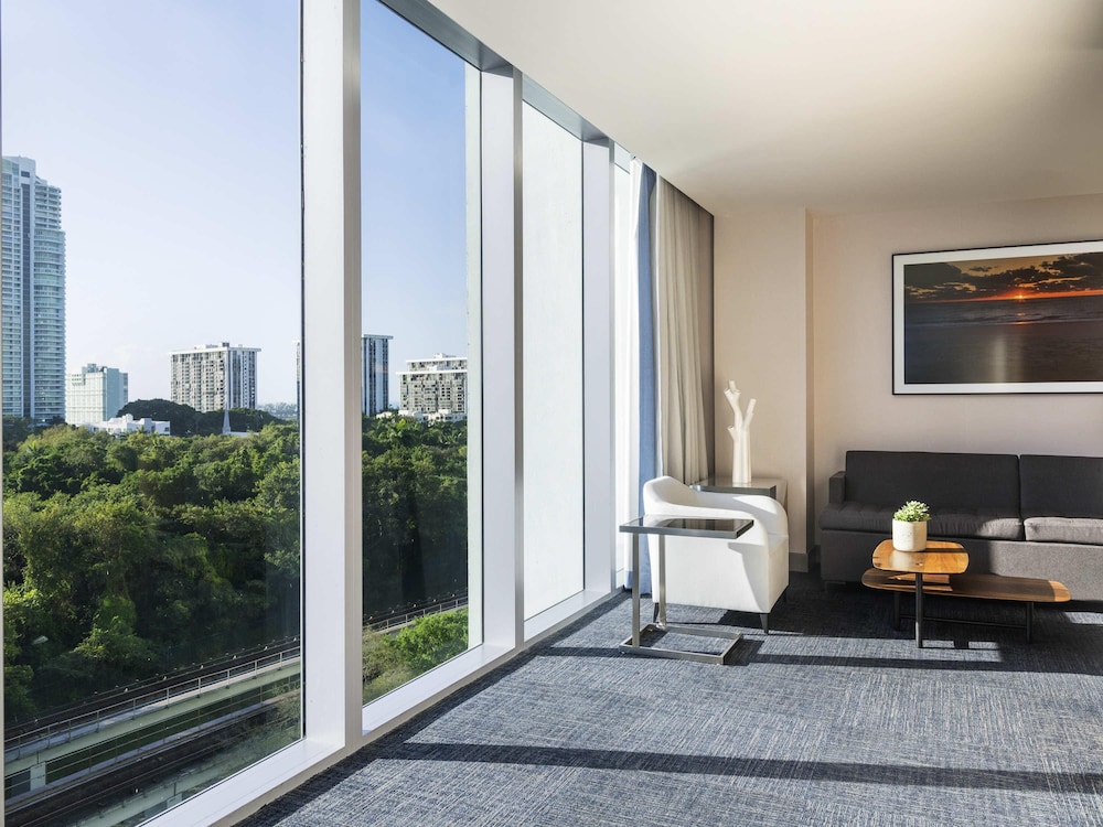 Novotel Miami Brickell — Hotel rooms in Miami, Florida