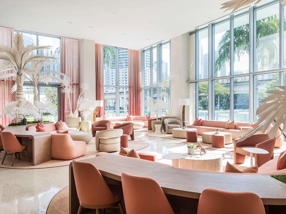 Novotel Miami Brickell — Hotel building in Miami, Florida