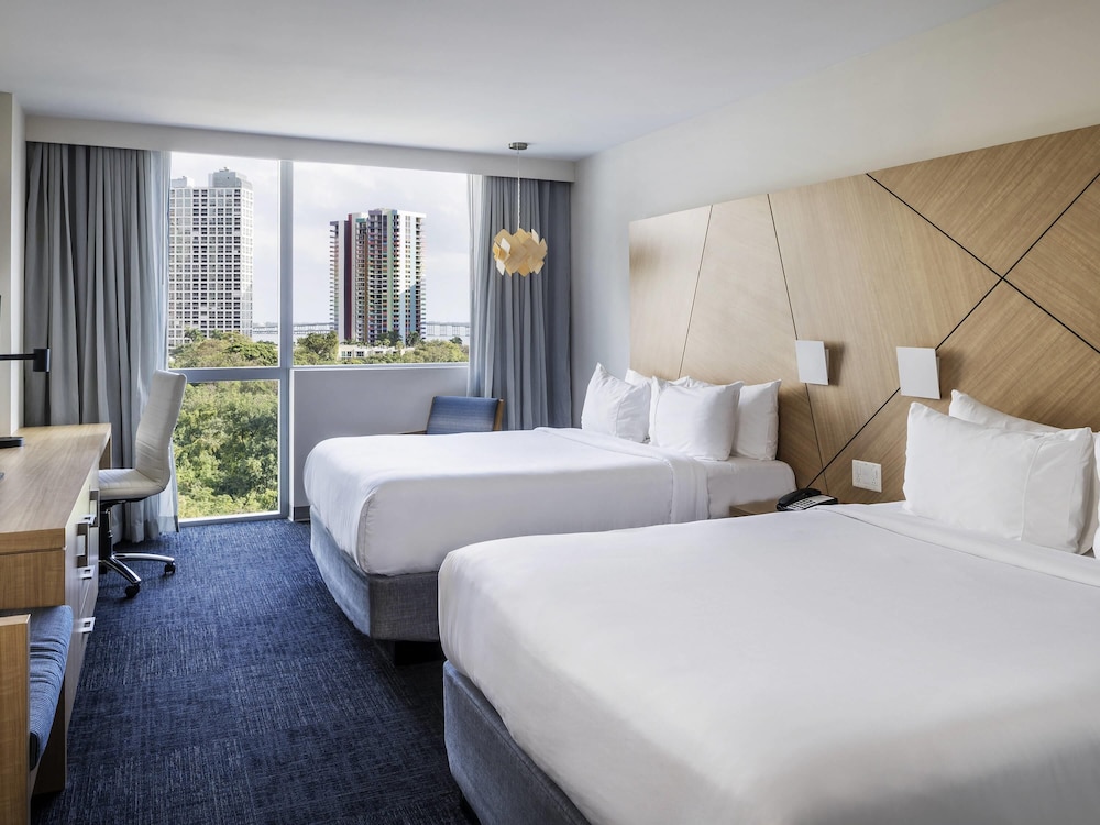 Novotel Miami Brickell — Hotel rooms in Miami, Florida