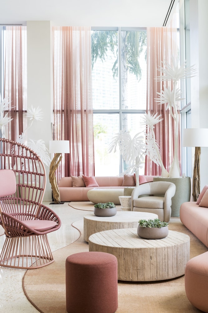 Novotel Miami Brickell — Hotel rooms in Miami, Florida