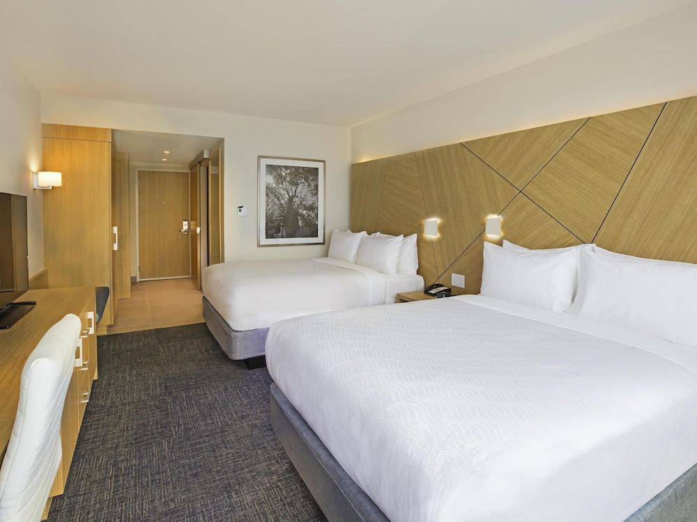 Novotel Miami Brickell — Hotel rooms in Miami, Florida