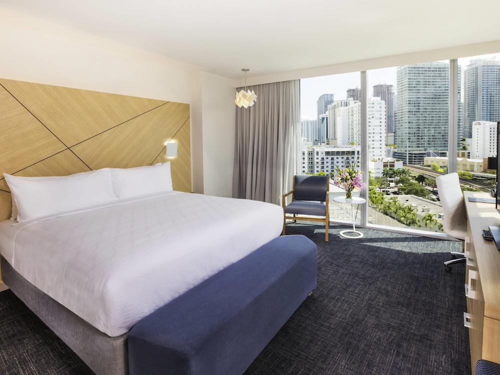 Novotel Miami Brickell — Hotel rooms in Miami, Florida