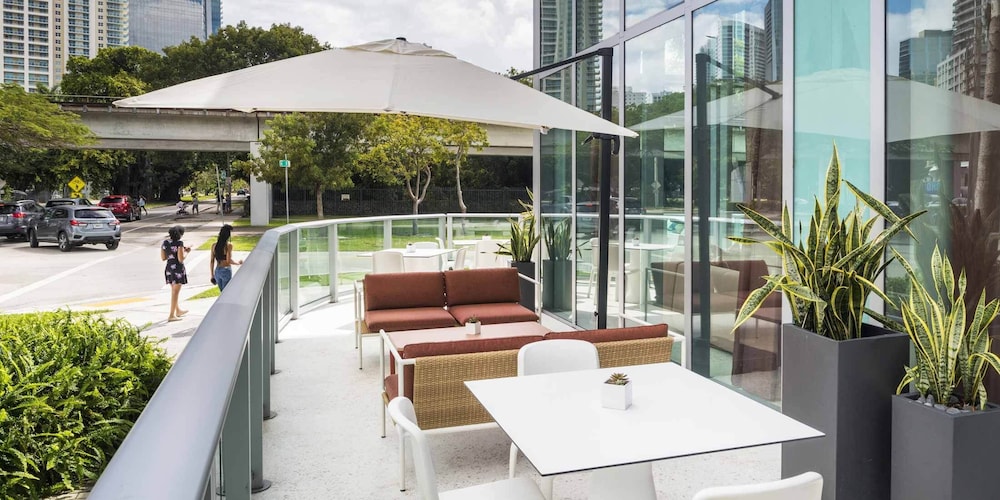 Novotel Miami Brickell — Restaurant & bars in Miami, Florida