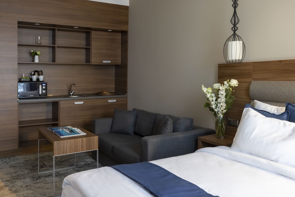 Hotel Premier Sofia Airport — Hotel rooms in Sofia, Sofia (province)