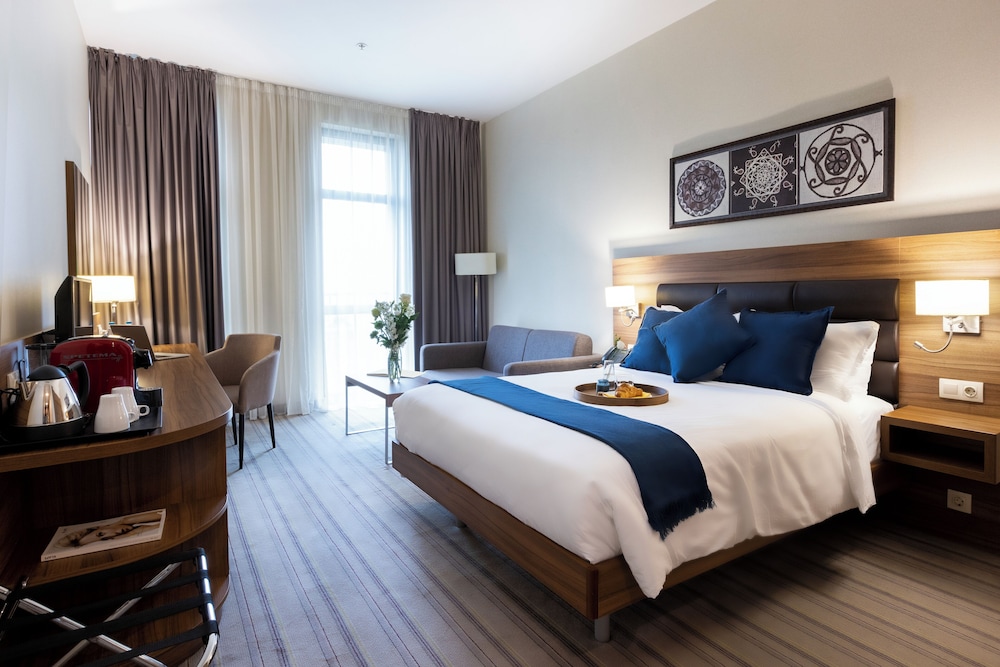 Hotel Premier Sofia Airport — Hotel rooms in Sofia, Sofia (province)