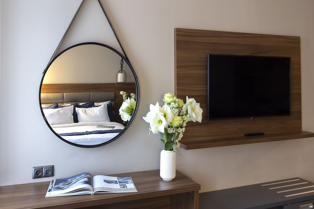 Hotel Premier Sofia Airport — Hotel rooms in Sofia, Sofia (province)