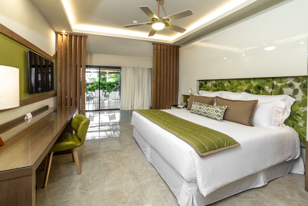 Dreams Onyx Resort & Spa All Inclusive — Hotel rooms in Uvero Alto, La Altagracia