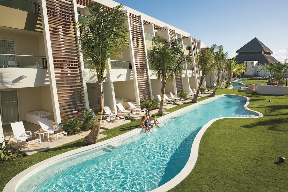 Dreams Onyx Resort & Spa All Inclusive — Swimming pool in Uvero Alto, La Altagracia