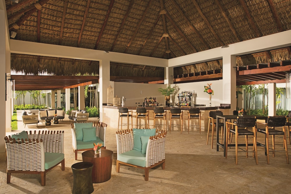 Dreams Onyx Resort & Spa All Inclusive — Restaurant & bars in Uvero Alto, La Altagracia