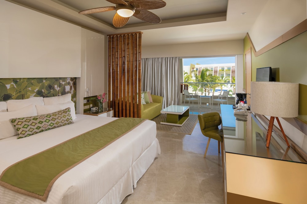 Dreams Onyx Resort & Spa All Inclusive — Hotel rooms in Uvero Alto, La Altagracia