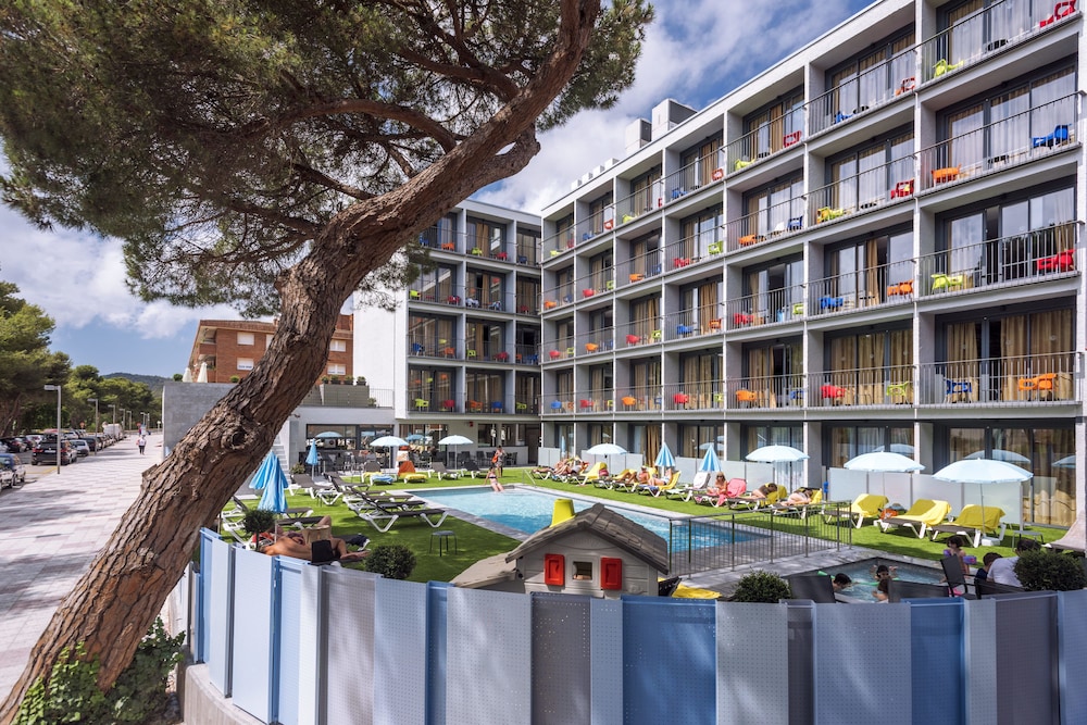Hotel GHT Sa Riera - zdjęcie 3