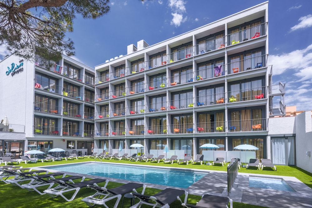 Hotel GHT Sa Riera - zdjęcie 4