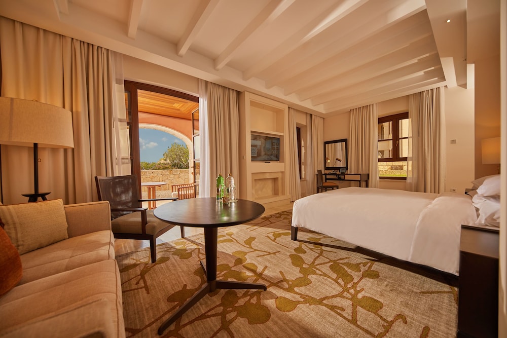 Cap Vermell Grand Hotel — Hotel rooms in Capdepera, Balearic Islands