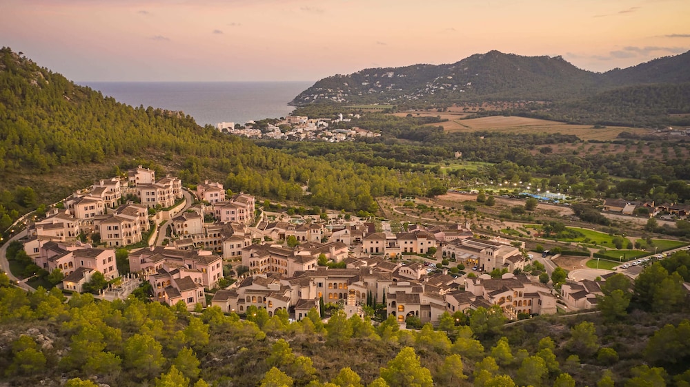 Cap Vermell Grand Hotel — Attractions in the area in Capdepera, Balearic Islands