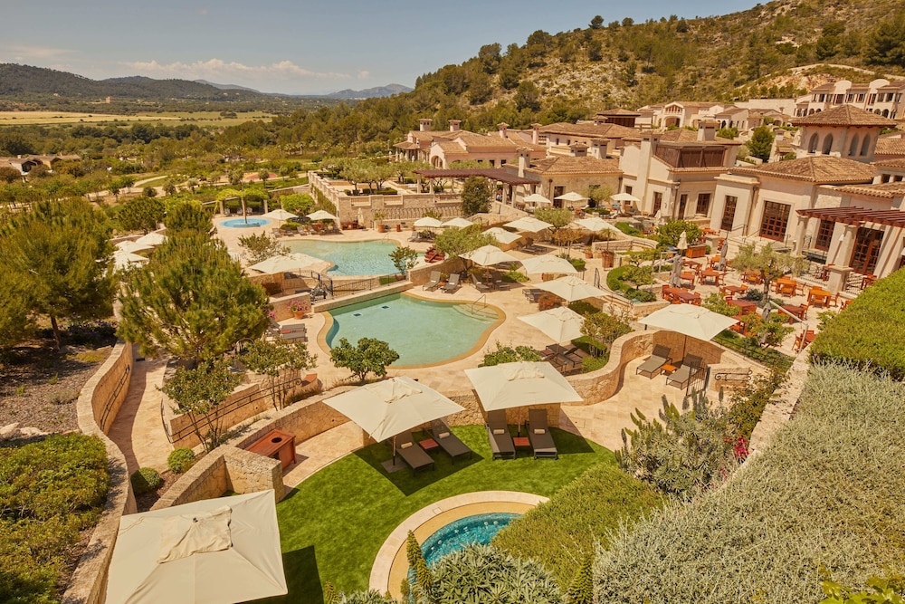 Cap Vermell Grand Hotel — Swimming pool in Capdepera, Balearic Islands
