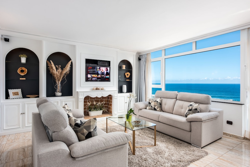 Ocean Vistas 24 — Hotel rooms in Puerto de la Cruz, Canary Islands