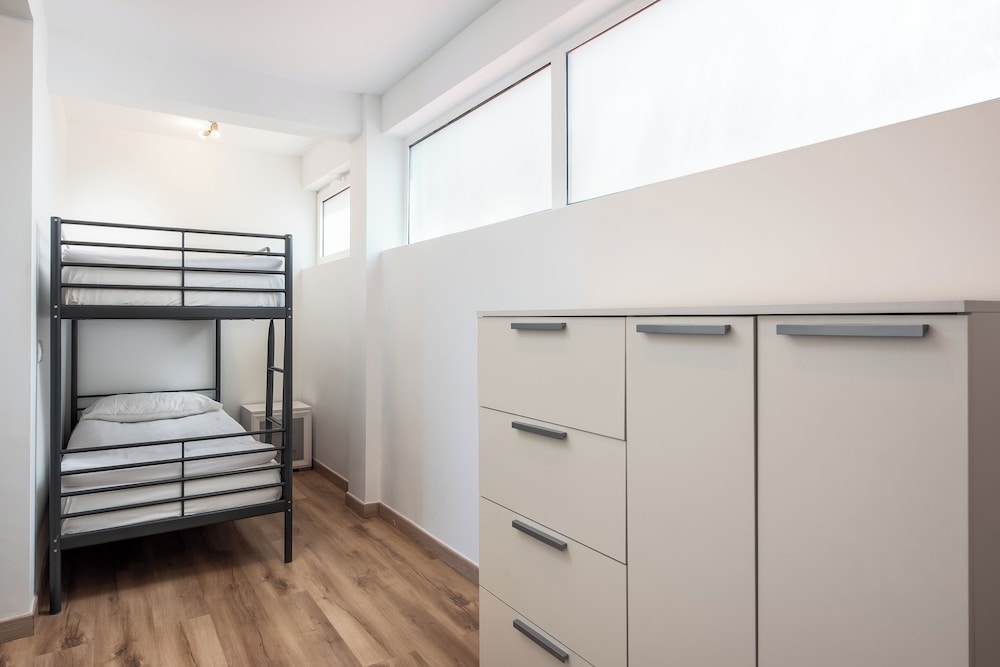Ocean Vistas 24 — Hotel rooms in Puerto de la Cruz, Canary Islands