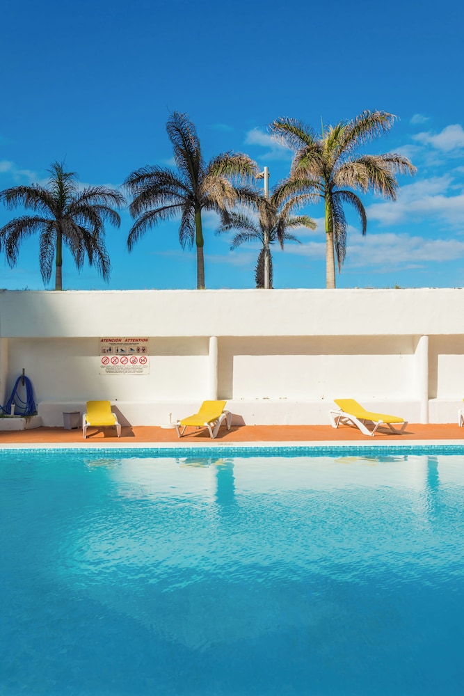 Ocean Vistas 24 — Swimming pool in Puerto de la Cruz, Canary Islands