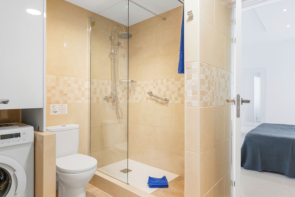 Ocean Vistas 24 — Hotel rooms in Puerto de la Cruz, Canary Islands