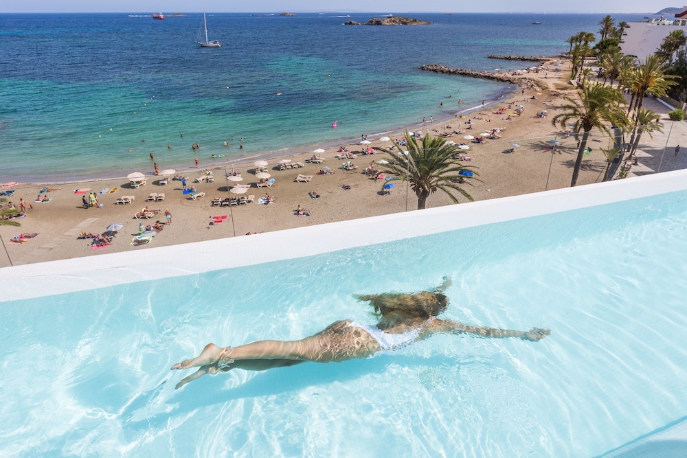 One Ibiza Suites - zdjęcie 2