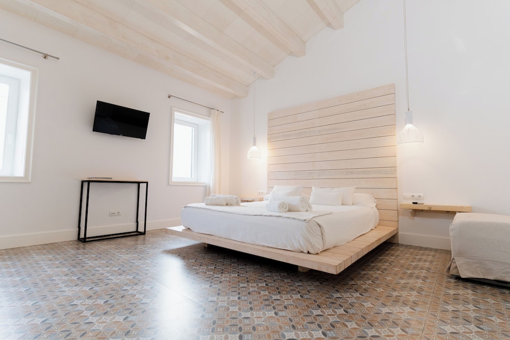 Can Roca Nou — Hotel rooms in Mahon, Balearic Islands
