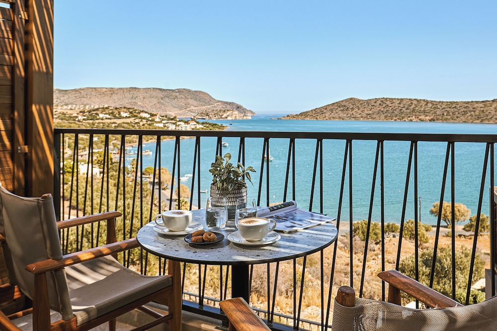 Enorme Infinity Elounda - Adults Only — Hotel rooms in Elounda