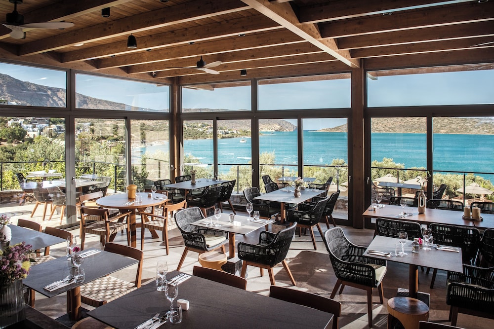 Enorme Infinity Elounda - Adults Only — Restaurant & bars in Elounda