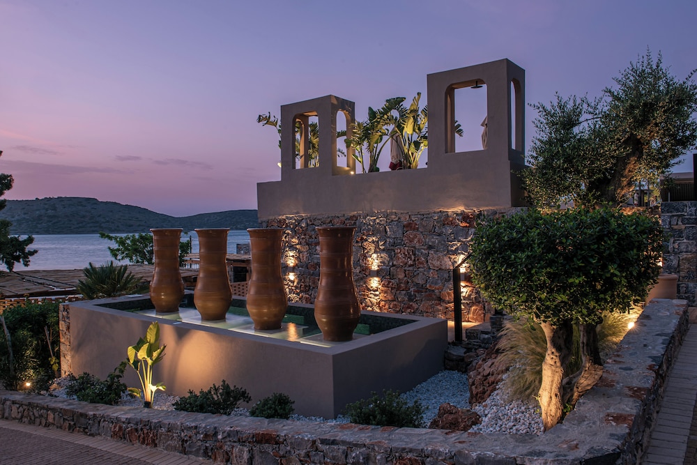 Enorme Infinity Elounda - Adults Only — Hotel building in Elounda