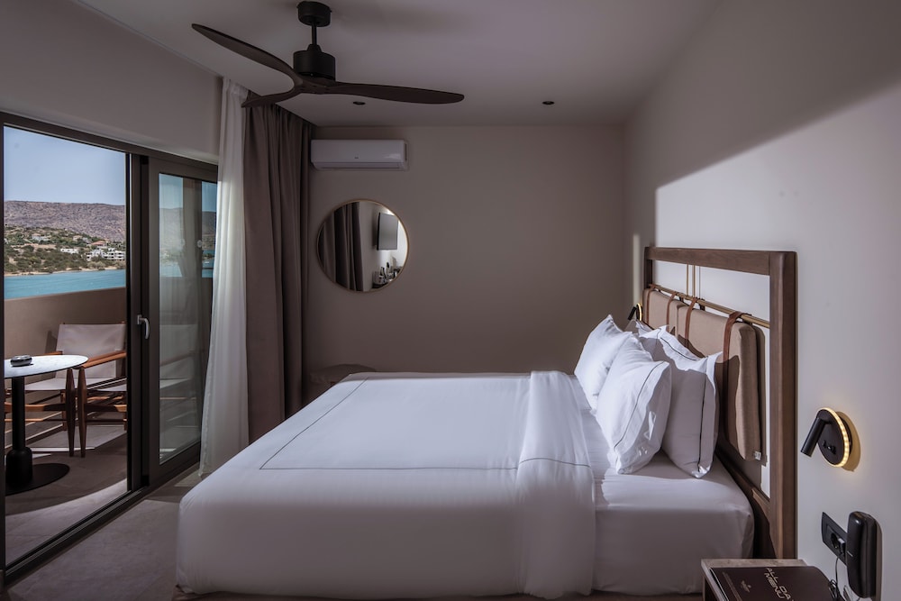 Enorme Infinity Elounda - Adults Only — Hotel rooms in Elounda