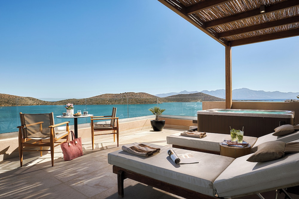 Enorme Infinity Elounda - Adults Only — Hotel rooms in Elounda