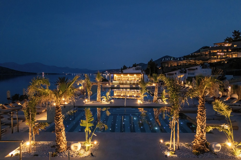Enorme Infinity Elounda - Adults Only — Swimming pool in Elounda