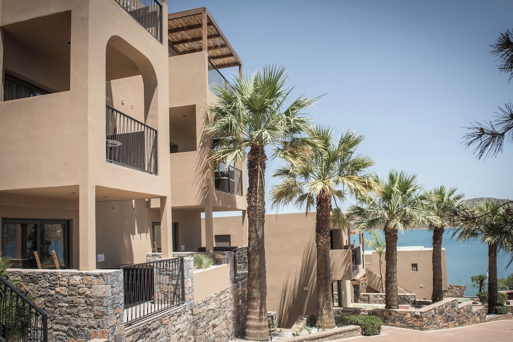 Enorme Infinity Elounda - Adults Only — Hotel building in Elounda