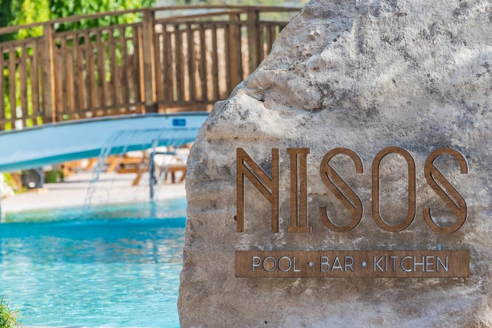 Letsos Hotel — Swimming pool in Alikanas, Ionian Islands