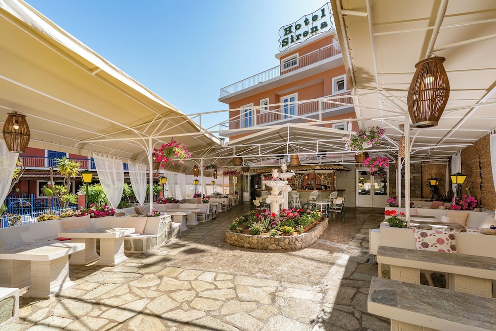 Hotel Sirena Beach — Restaurant & bars in Gouvia, Ionian Islands