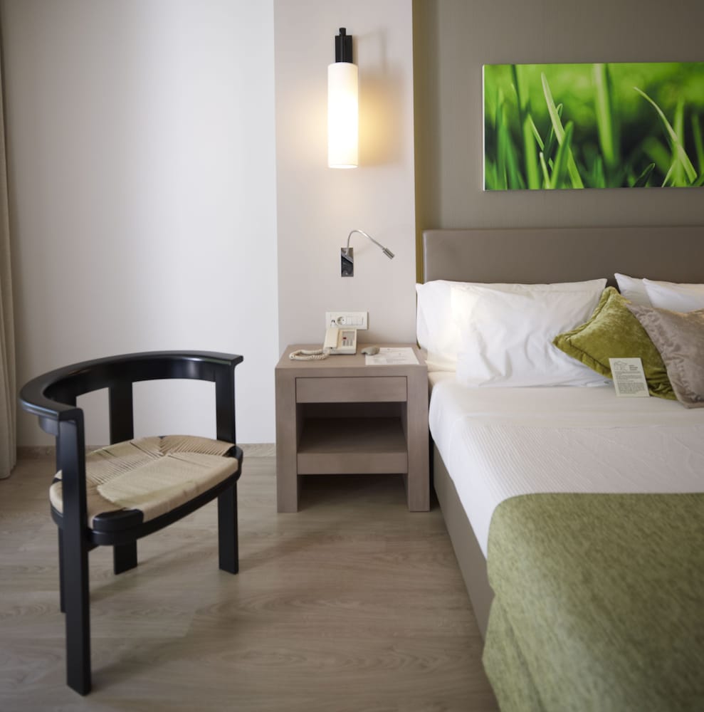 White Rocks Hotel Kefalonia — Hotel rooms in Lassi, Ionian Islands