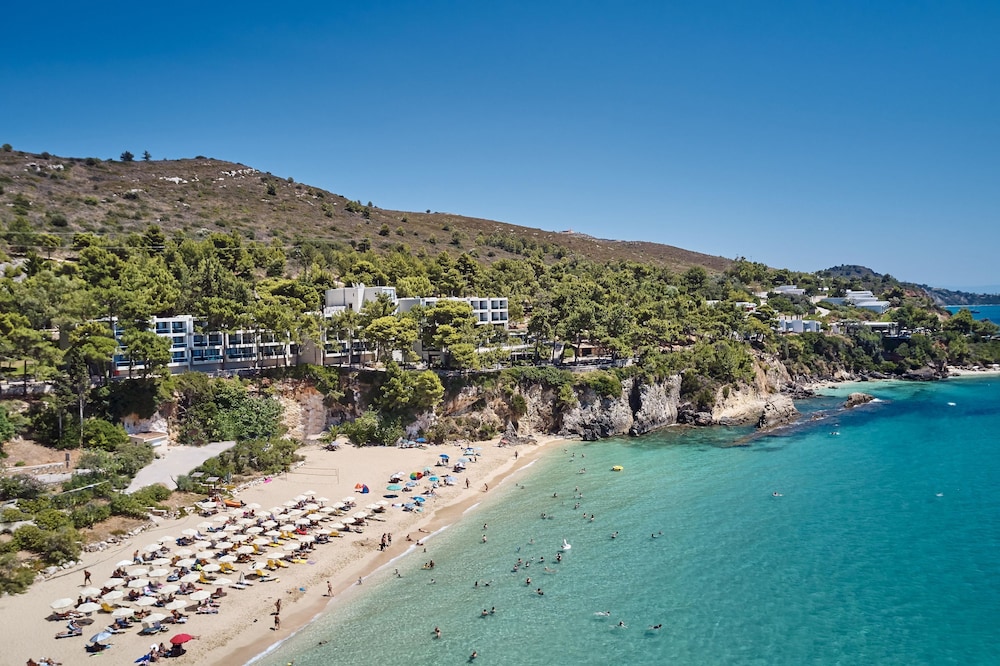 White Rocks Hotel Kefalonia — Main photo in Lassi, Ionian Islands