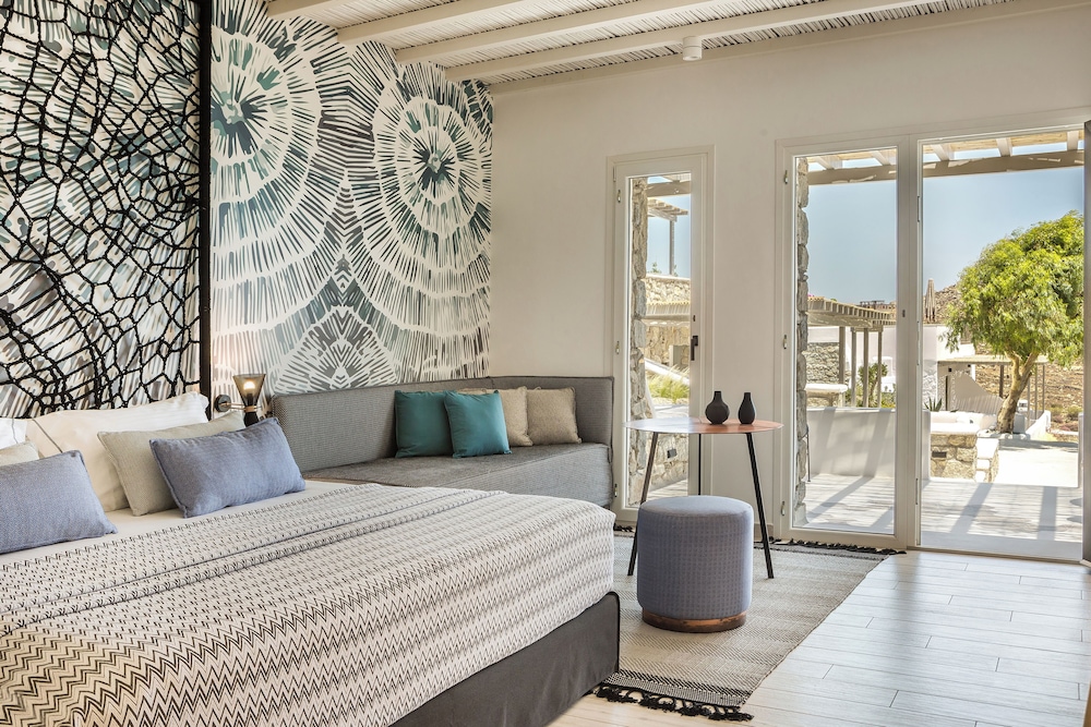 LYO Boutique Hotel — Hotel rooms in Plintri, South Aegean