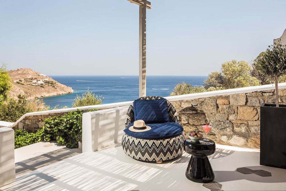 LYO Boutique Hotel — Hotel rooms in Plintri, South Aegean