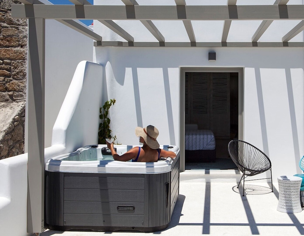 LYO Boutique Hotel — Spa in Plintri, South Aegean