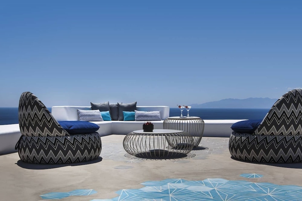 LYO Boutique Hotel — Hotel building in Plintri, South Aegean