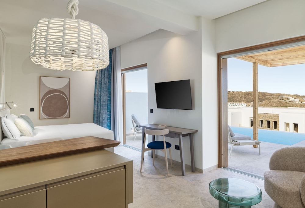 LYO Boutique Hotel — Hotel rooms in Plintri, South Aegean