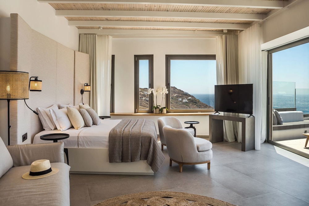 LYO Boutique Hotel — Hotel rooms in Plintri, South Aegean