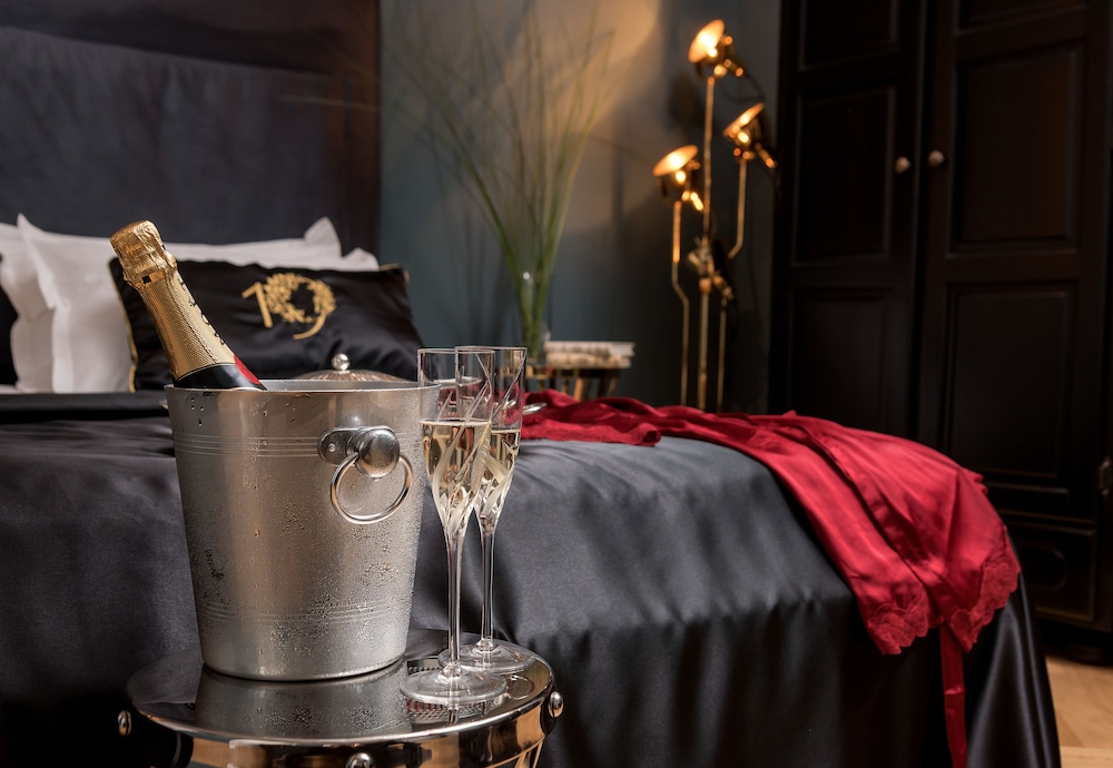 Heritage Hotel 19 — Hotel rooms in Split, Split-Dalmatia