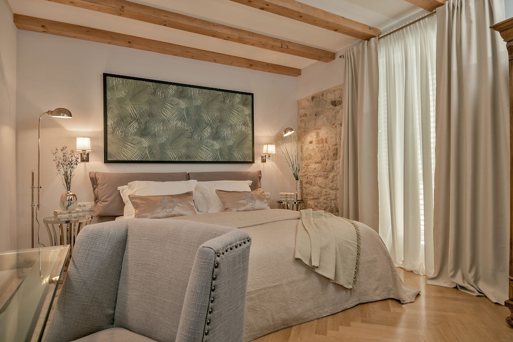 Heritage Hotel 19 — Hotel rooms in Split, Split-Dalmatia