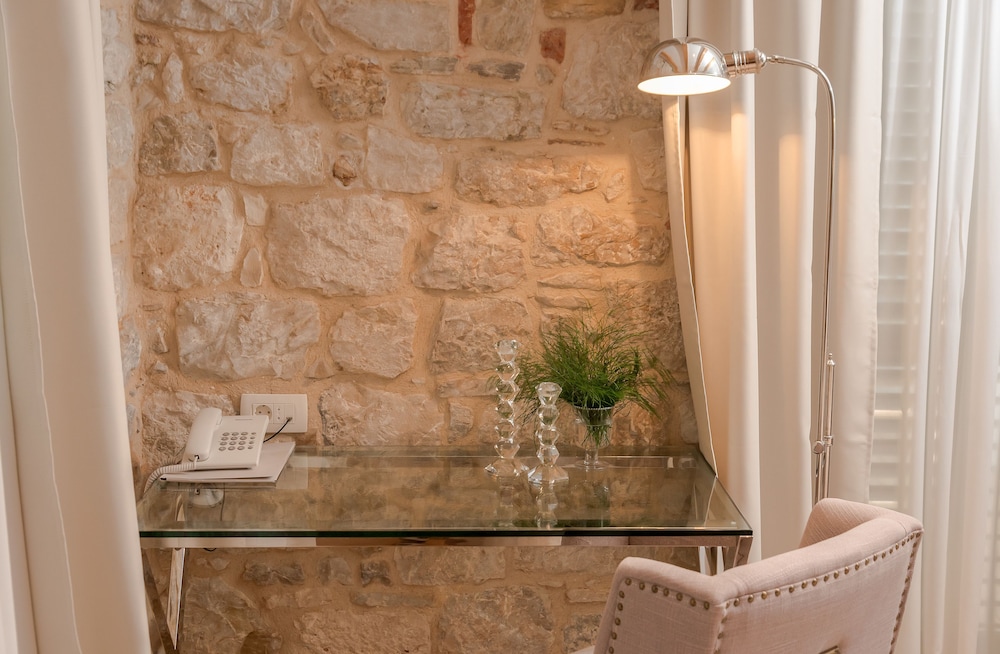 Heritage Hotel 19 — Restaurant & bars in Split, Split-Dalmatia