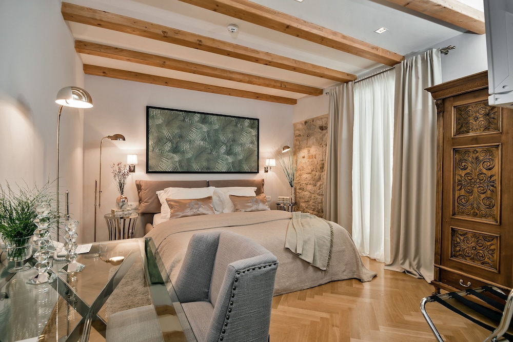 Heritage Hotel 19 — Hotel rooms in Split, Split-Dalmatia