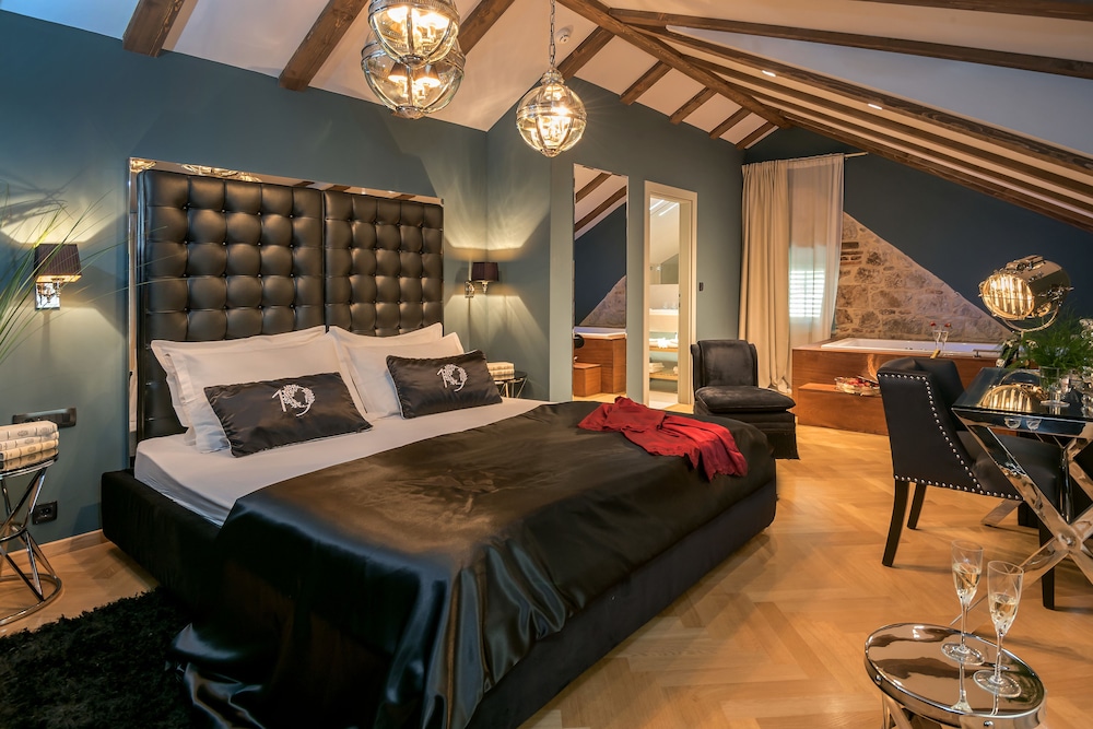Heritage Hotel 19 — Hotel rooms in Split, Split-Dalmatia